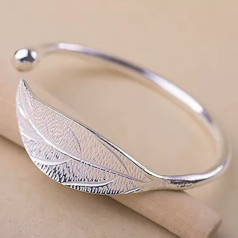 Silver Textured Leaf Open Bracelet